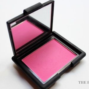 BRAND NEW!  NARS Desire blush
